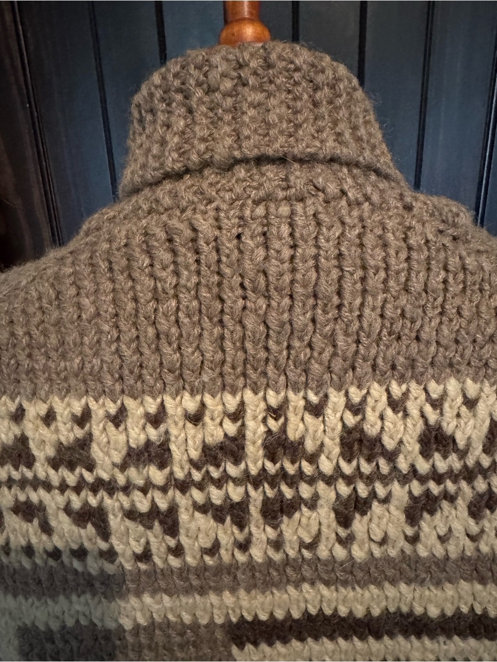 Vintage and Rare Ralph Lauren Shawl Collar Knit Cardigan Jacket - Gray & Cream - Picture 12 of 14